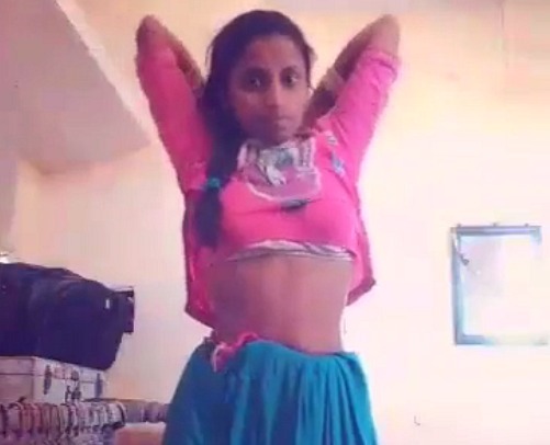 Rajasthani village Bhabhi nangi selfie video