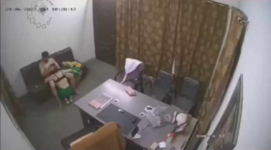 Viral Karachi (Pakistan) Leaked XXX scandal